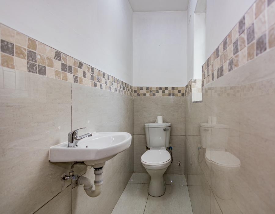 4 Bedroom Property for Sale in Bloubergrant Western Cape